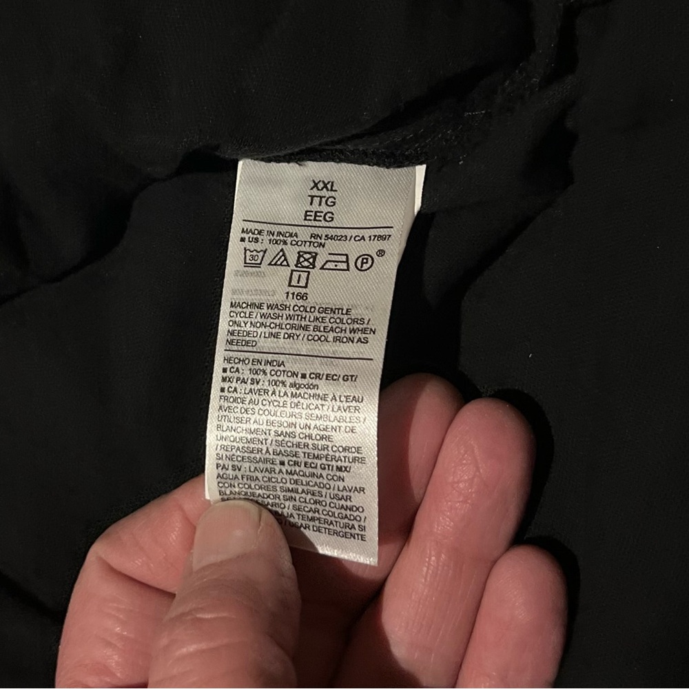 Old Navy Black V-Neck Flutter Sleeve Blouse - Picture 3 of 5